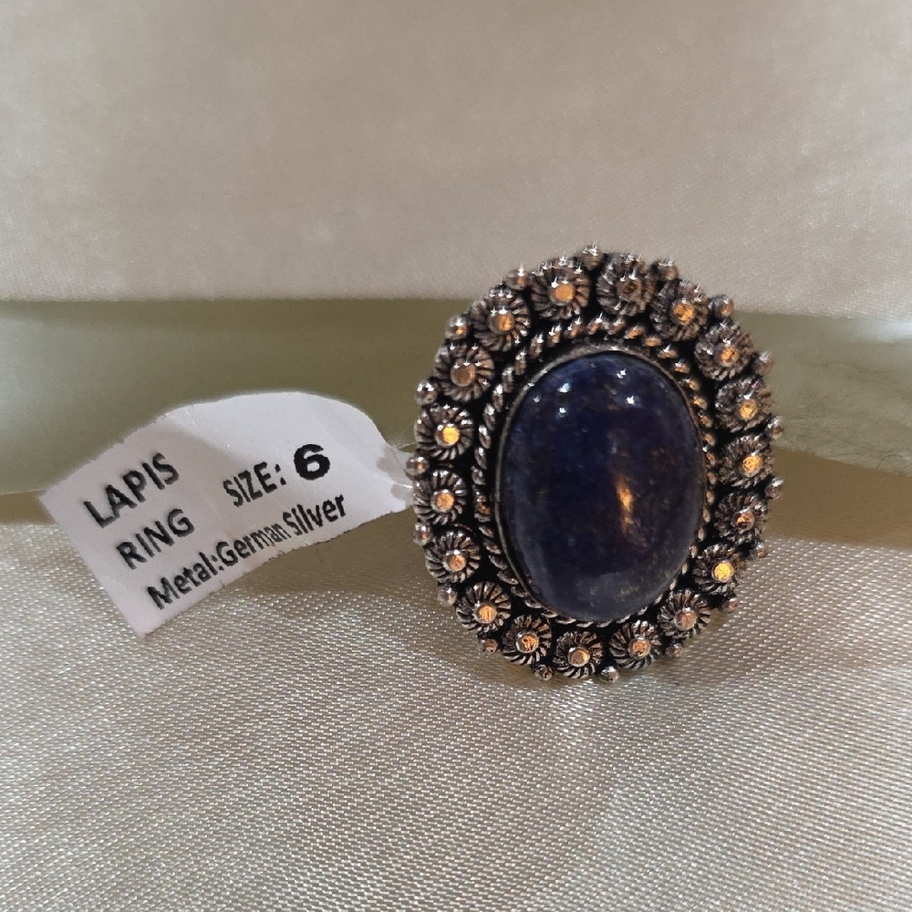 Vintage-Style Silver Lapis Ring
